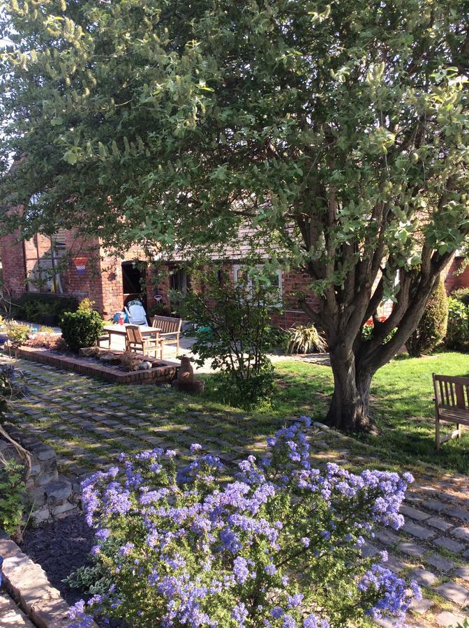 The Barn Bed And Breakfast Hale  Kültér fotó